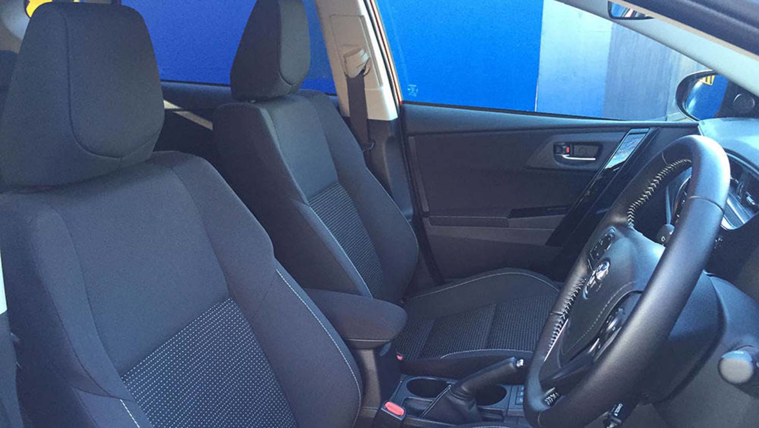 2016 Toyota Corolla Hybrid